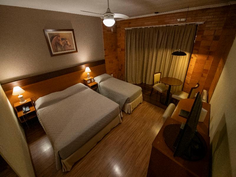 Serra Nevada Hotel image