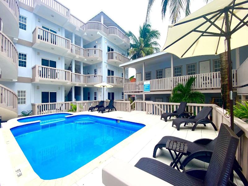 La Isla Resort image