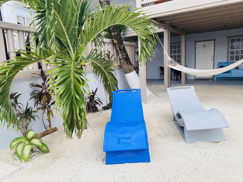La Isla Resort image