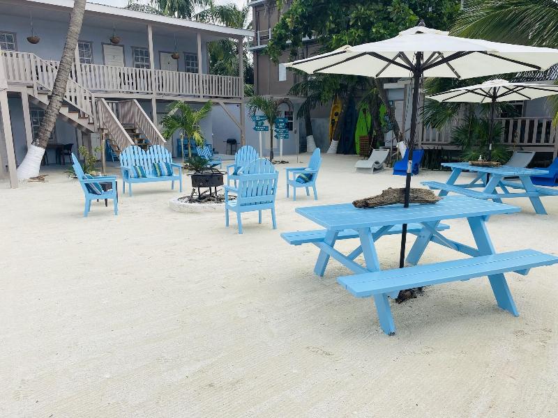 La Isla Resort image