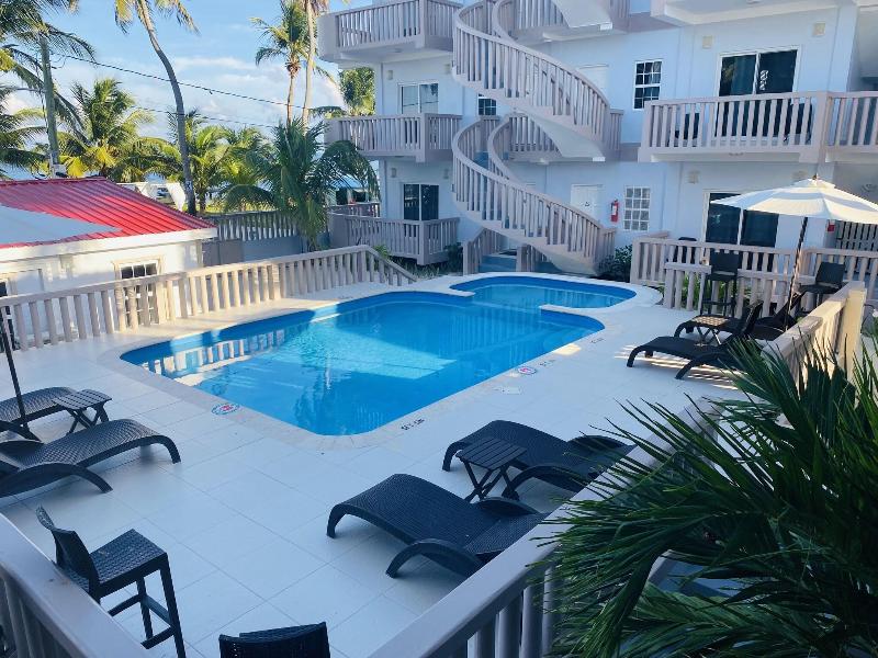 La Isla Resort image