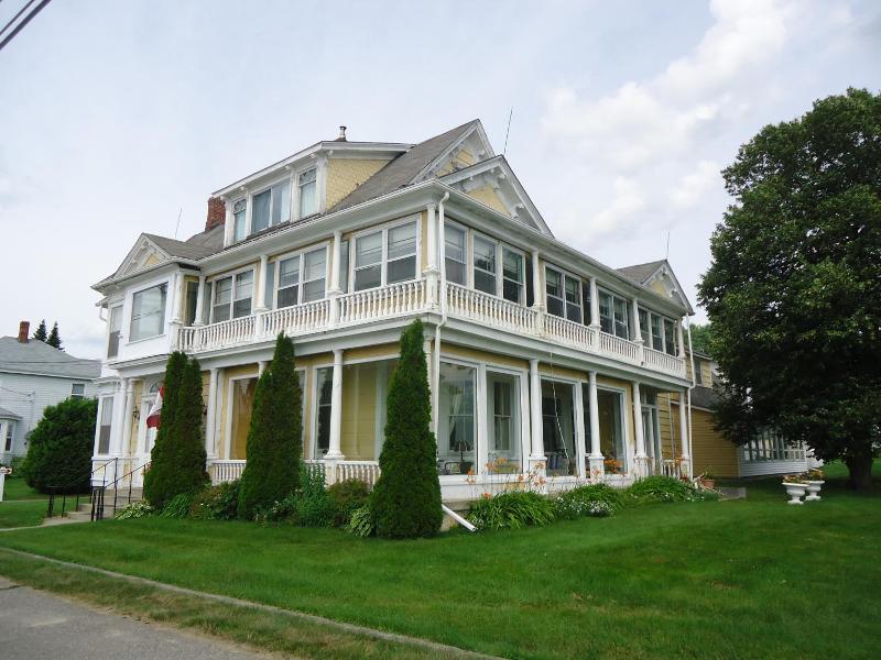 Governor S Mansion Inn image 2
