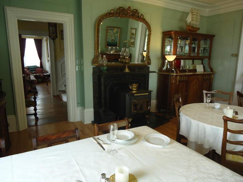 Governor S Mansion Inn image