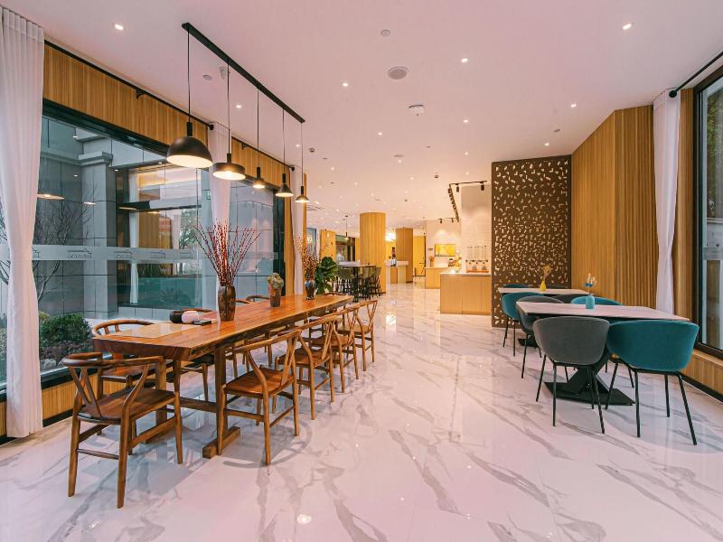 Joyful Star Hotel Pudong Airport Wanxia image
