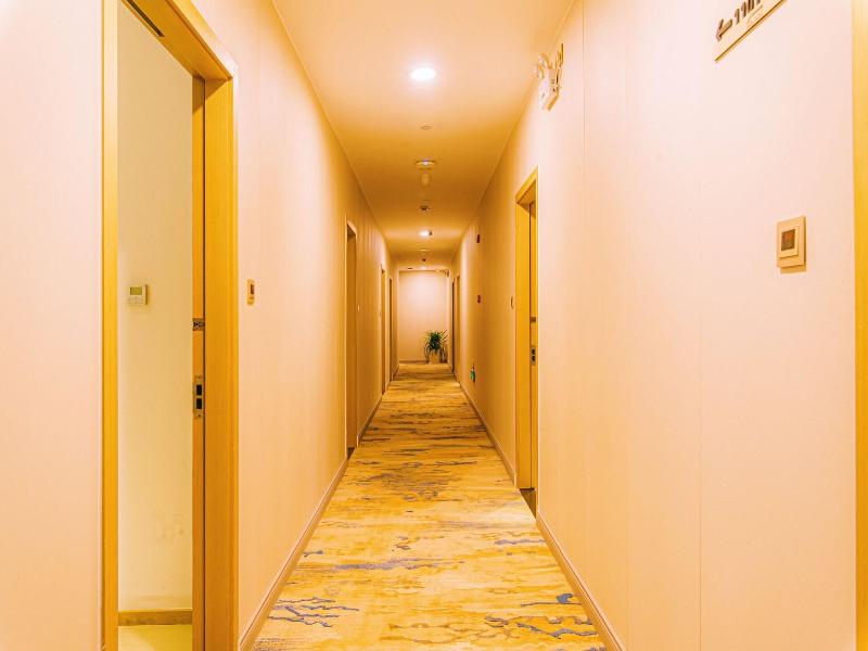 Joyful Star Hotel Pudong Airport Wanxia image