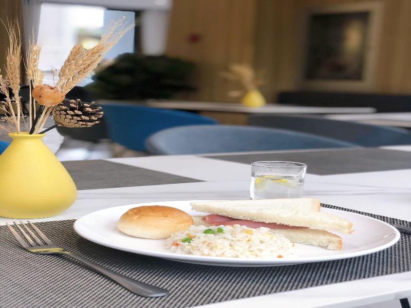 Joyful Star Hotel Pudong Airport Wanxia image