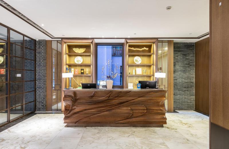 Tea Boutique Hotel West Lake image