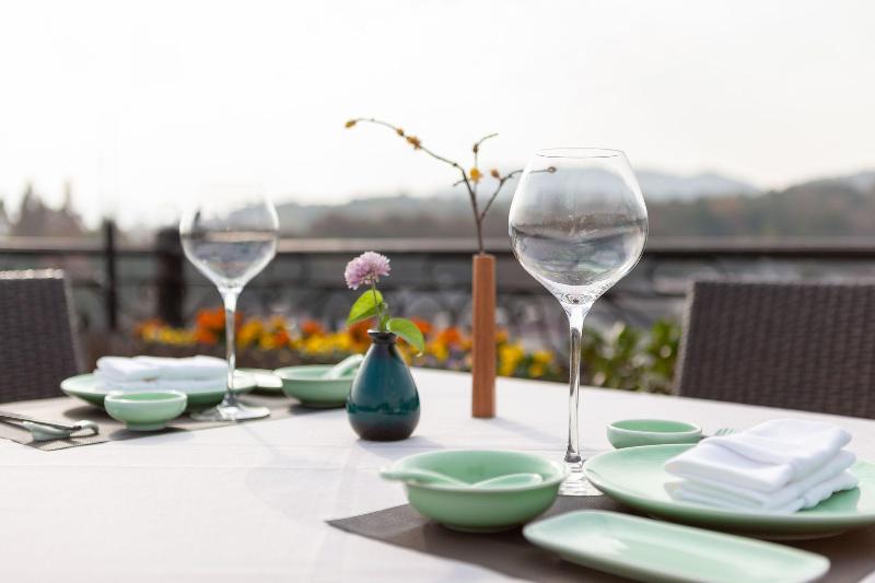 Tea Boutique Hotel West Lake image