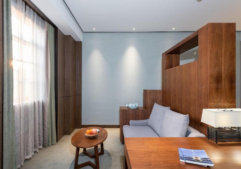 Tea Boutique Hotel West Lake image