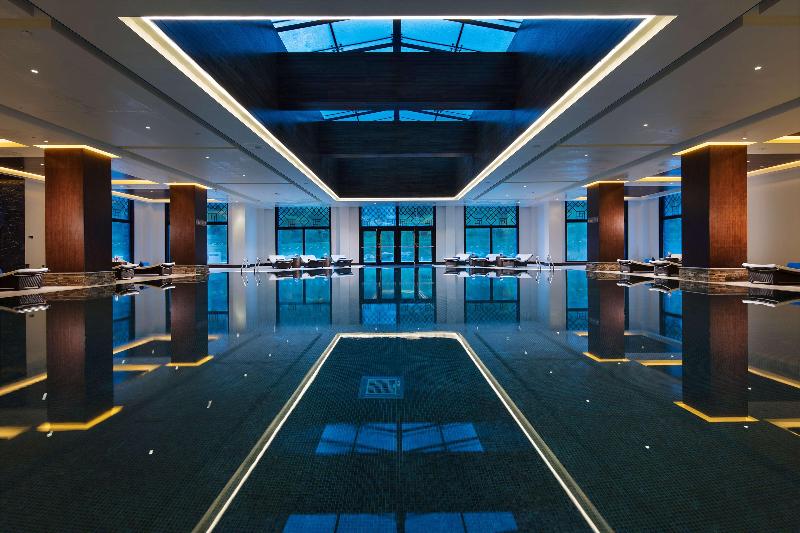 Hilton Linzhi Resort image