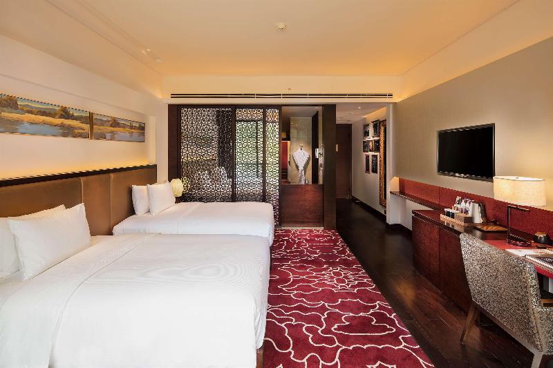 Hilton Linzhi Resort image