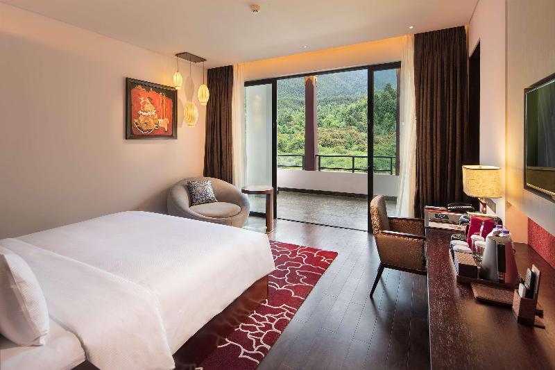 Hilton Linzhi Resort image