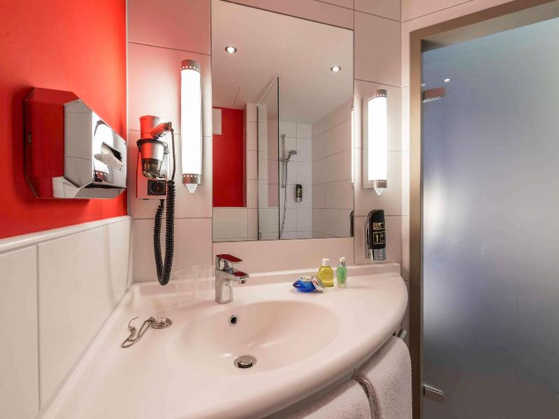 Ibis Muenchen City Ost image