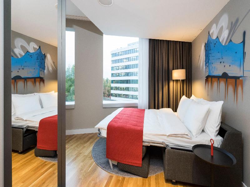 Holiday Inn Hamburg City Nord image
