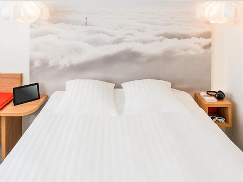 Ibis Styles Paris Velizy image