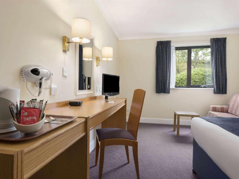Days Inn Stafford image