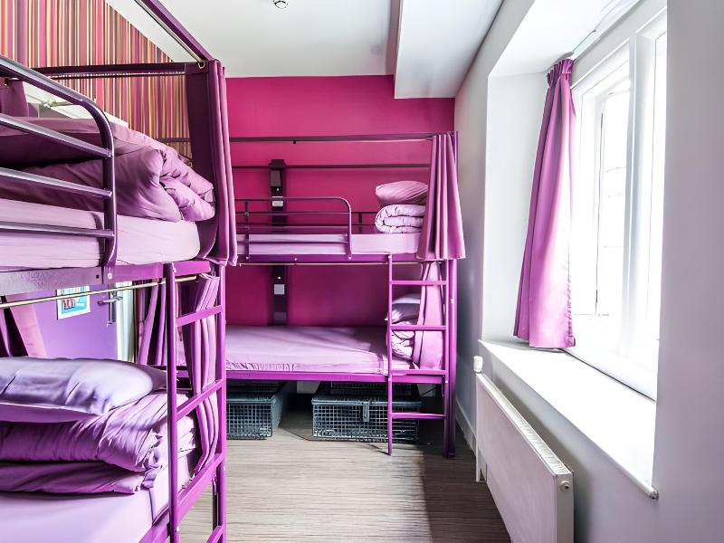 Safestay Holland Park image