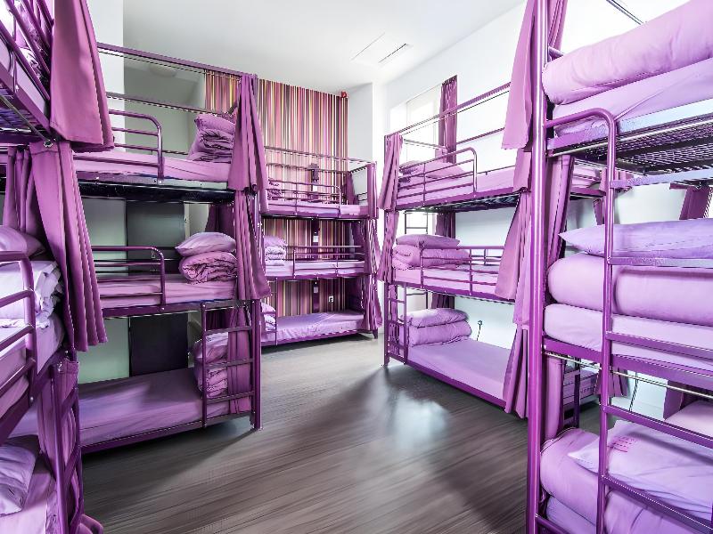 Safestay Holland Park image