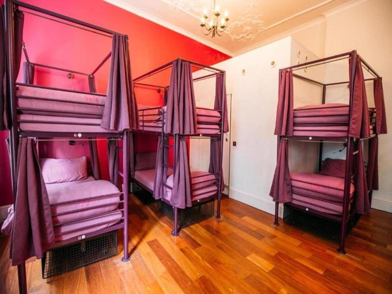 Safestay York image