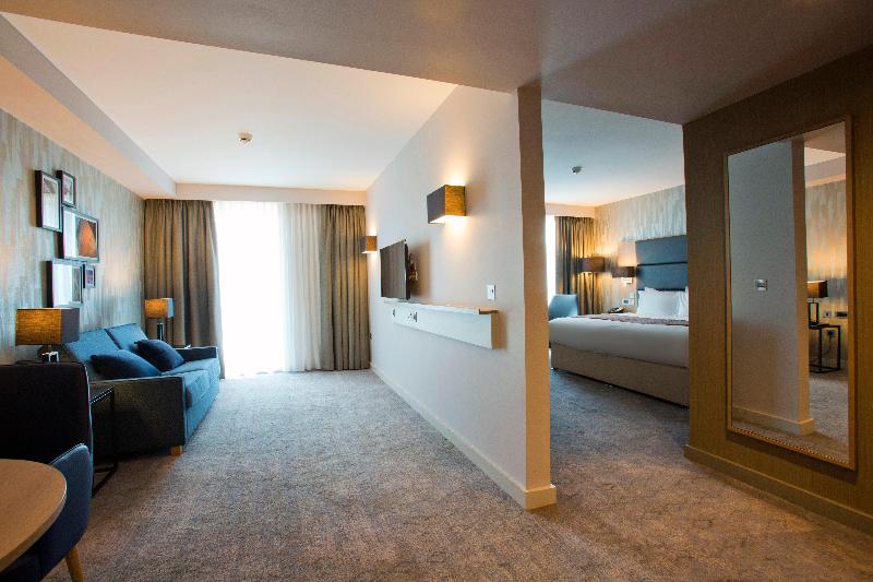 Holiday Inn Manchester City Centre image