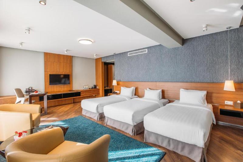 FORTUNE PALACE HOTEL image