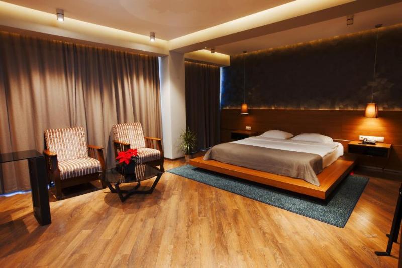 FORTUNE PALACE HOTEL image