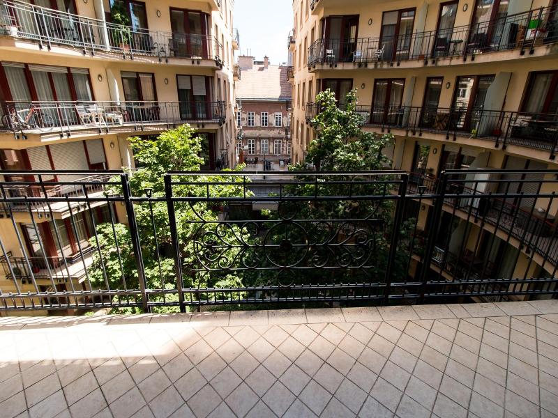 King Apartments Budapest Hotel image