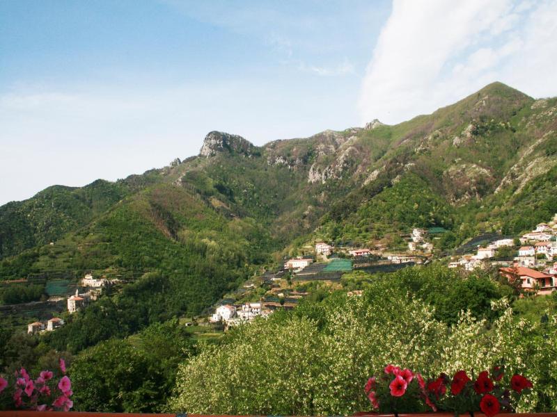 Tra I Monti Hotel image