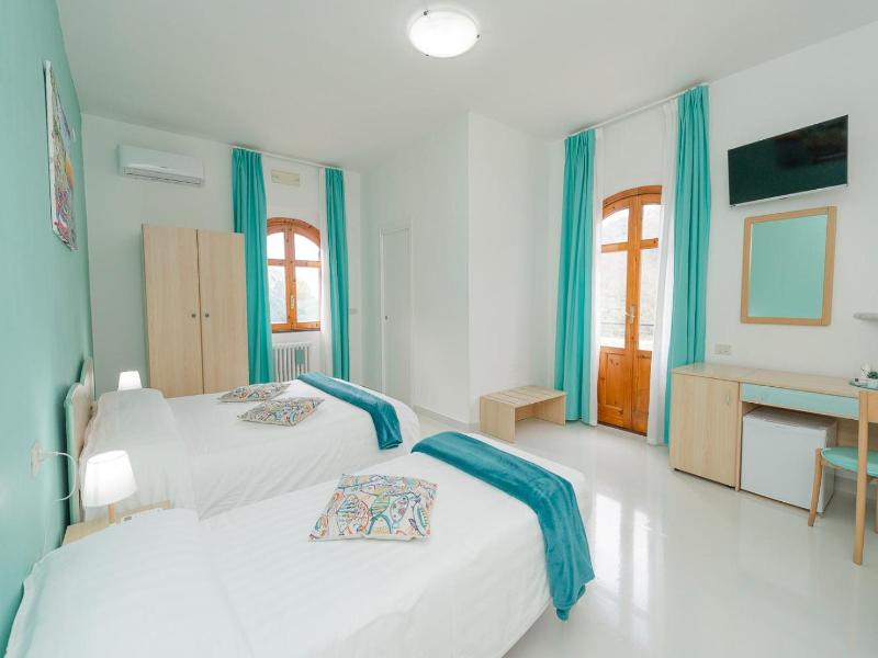 Tra I Monti Hotel image