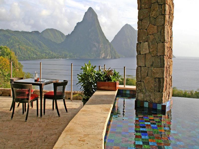 Jade Mountain image