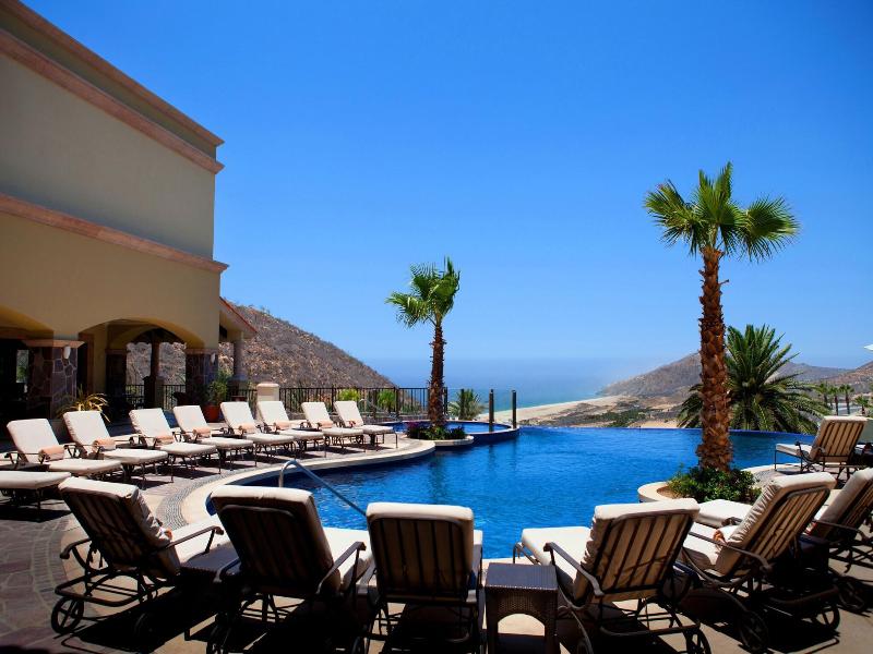 Pueblo Bonito Montecristo Luxury Villas image