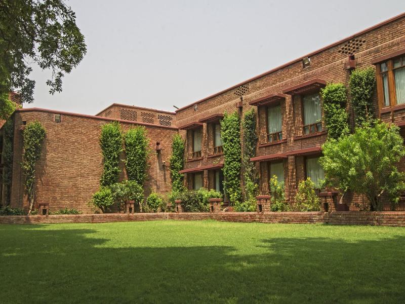 Serena Hotel Faisalabad