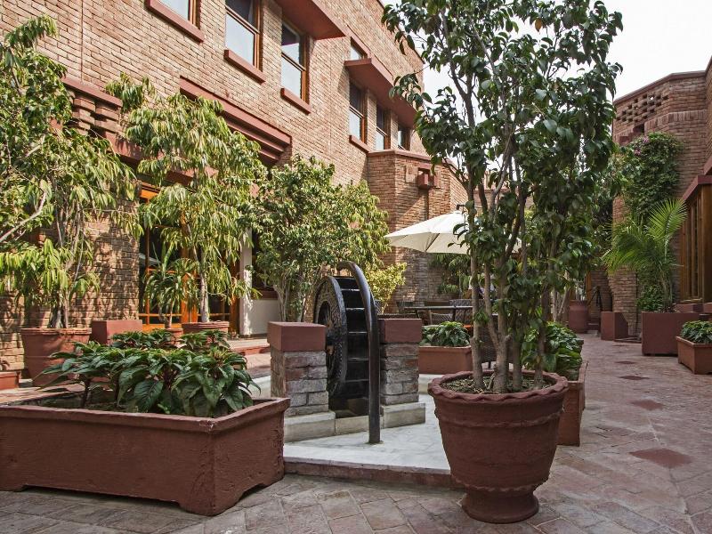 Serena Hotel Faisalabad