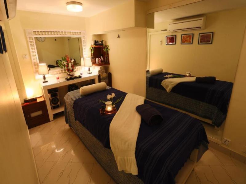 Avari Towers image
