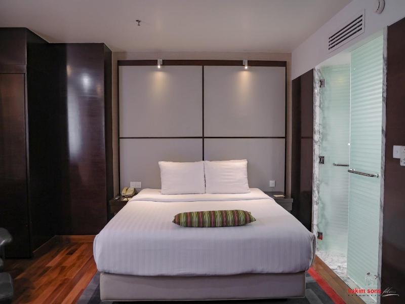 Avari Towers image