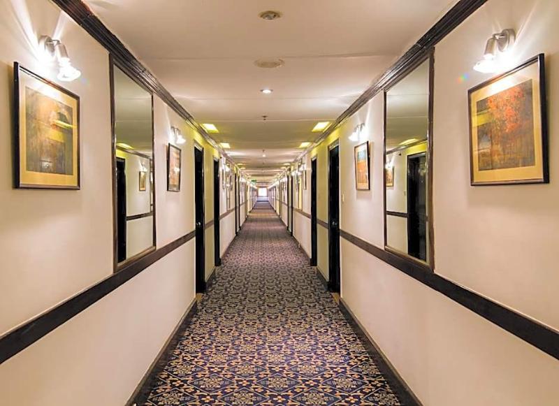 Mehran Hotel image