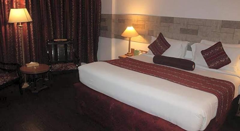 Mehran Hotel image