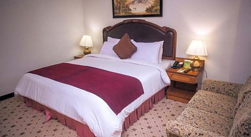 Mehran Hotel image