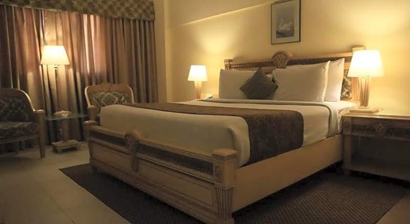 Mehran Hotel image