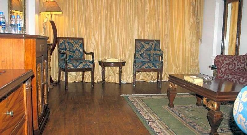 Mehran Hotel image