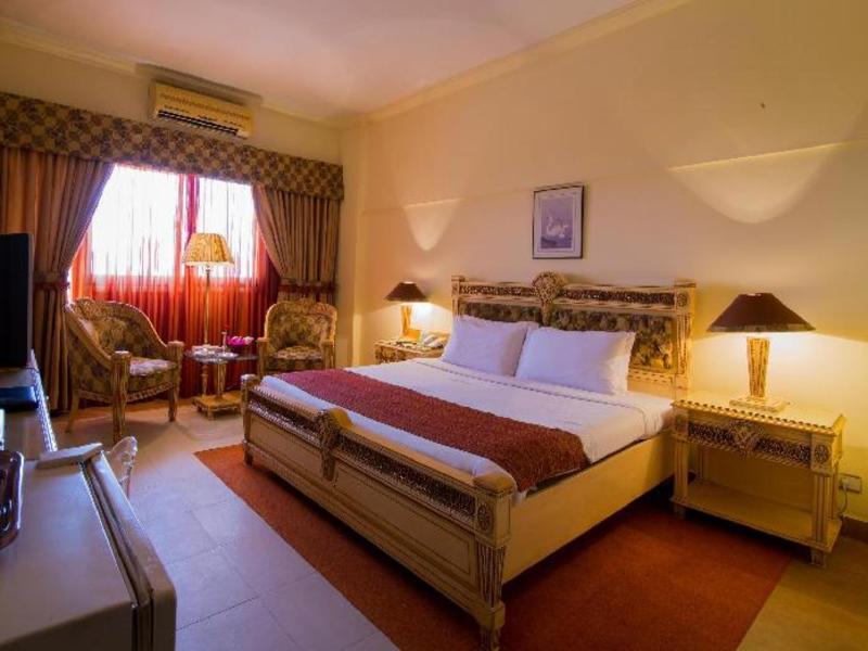 Mehran Hotel image