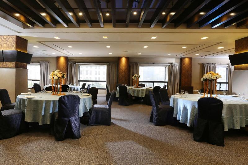 Four Points By Sheraton Lahore image
