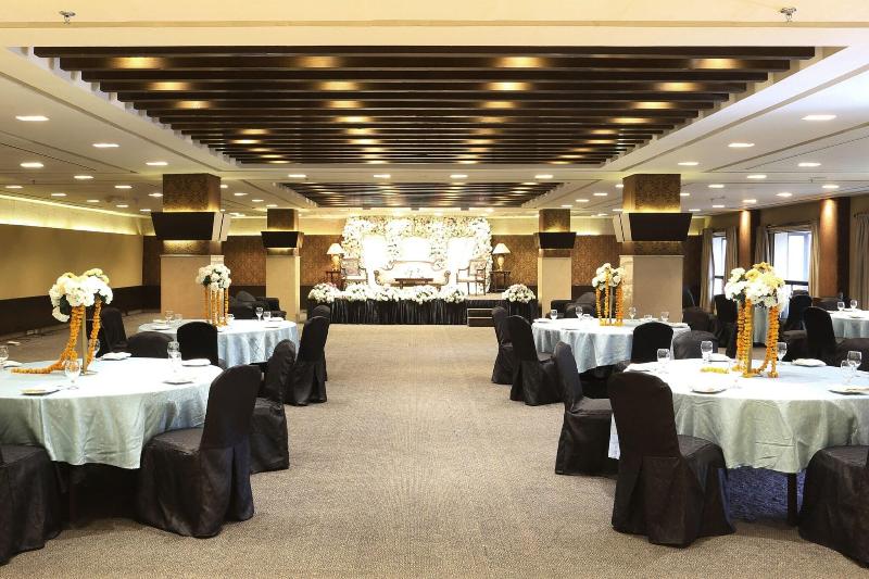 Four Points By Sheraton Lahore image
