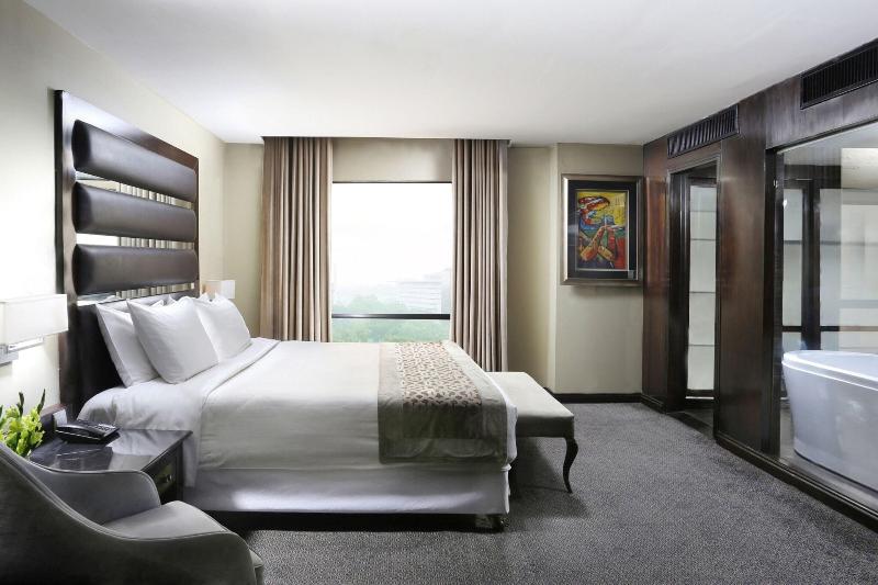 Four Points By Sheraton Lahore image