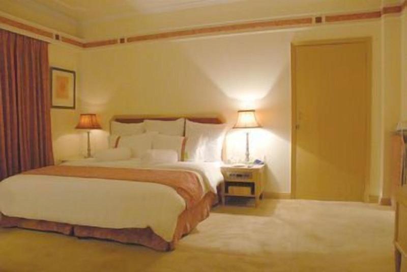 Four Points By Sheraton Lahore image