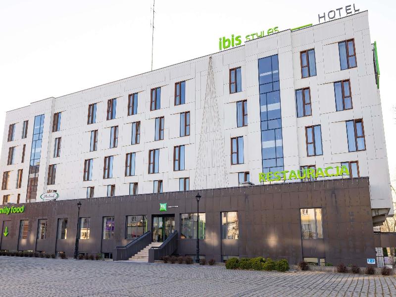 Ibis Styles Gniezno Stare Miasto image