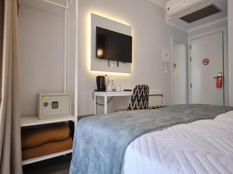 Patria Hotel image