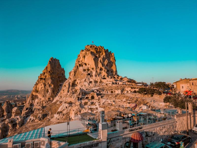 Caldera Cave Hotel