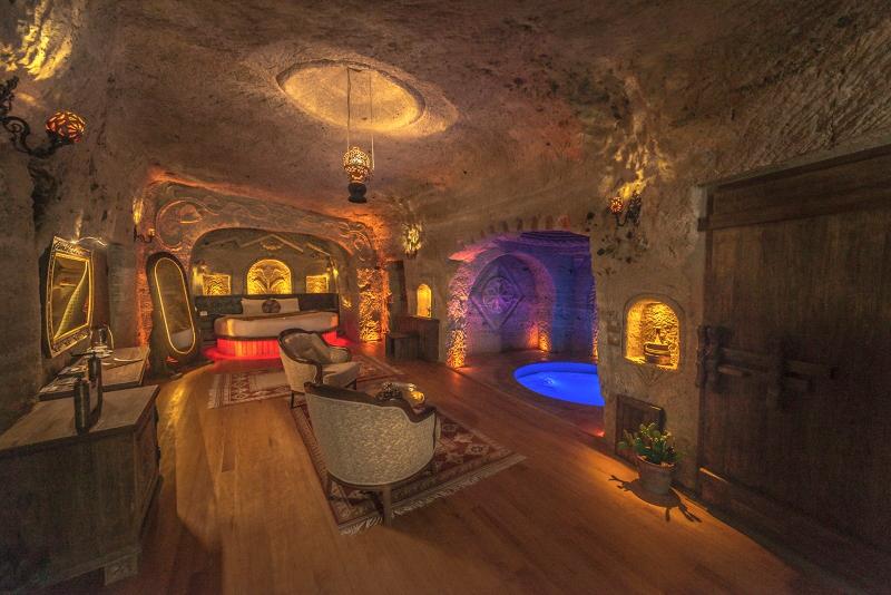 Kapadokya Hill Hotel Spa (+12)