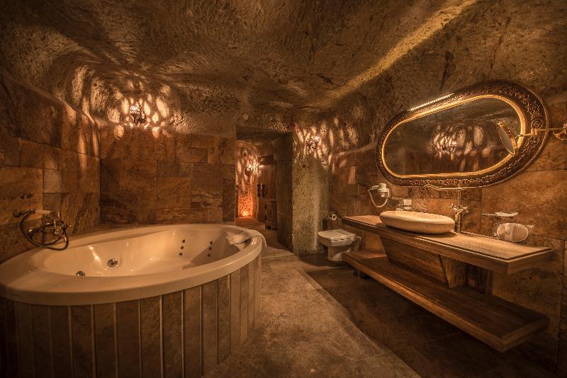 Kapadokya Hill Hotel Spa (+12)